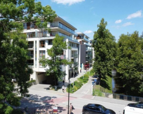 NEW-GUCCI Promenada Solna4A -Centrum Deptak -Garaż Podziemny